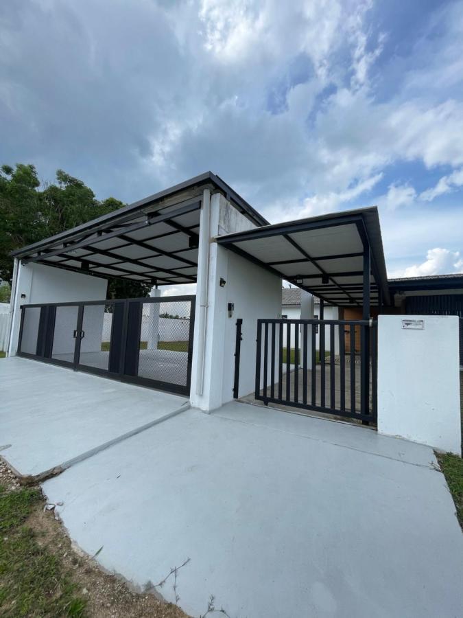 Nur Villa Sg Soi Musslimm Only Kuantan Extérieur photo