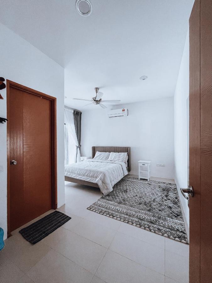 Nur Villa Sg Soi Musslimm Only Kuantan Extérieur photo